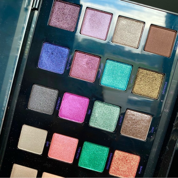 Urban Decay Vice Palette - Picture 2 of 4